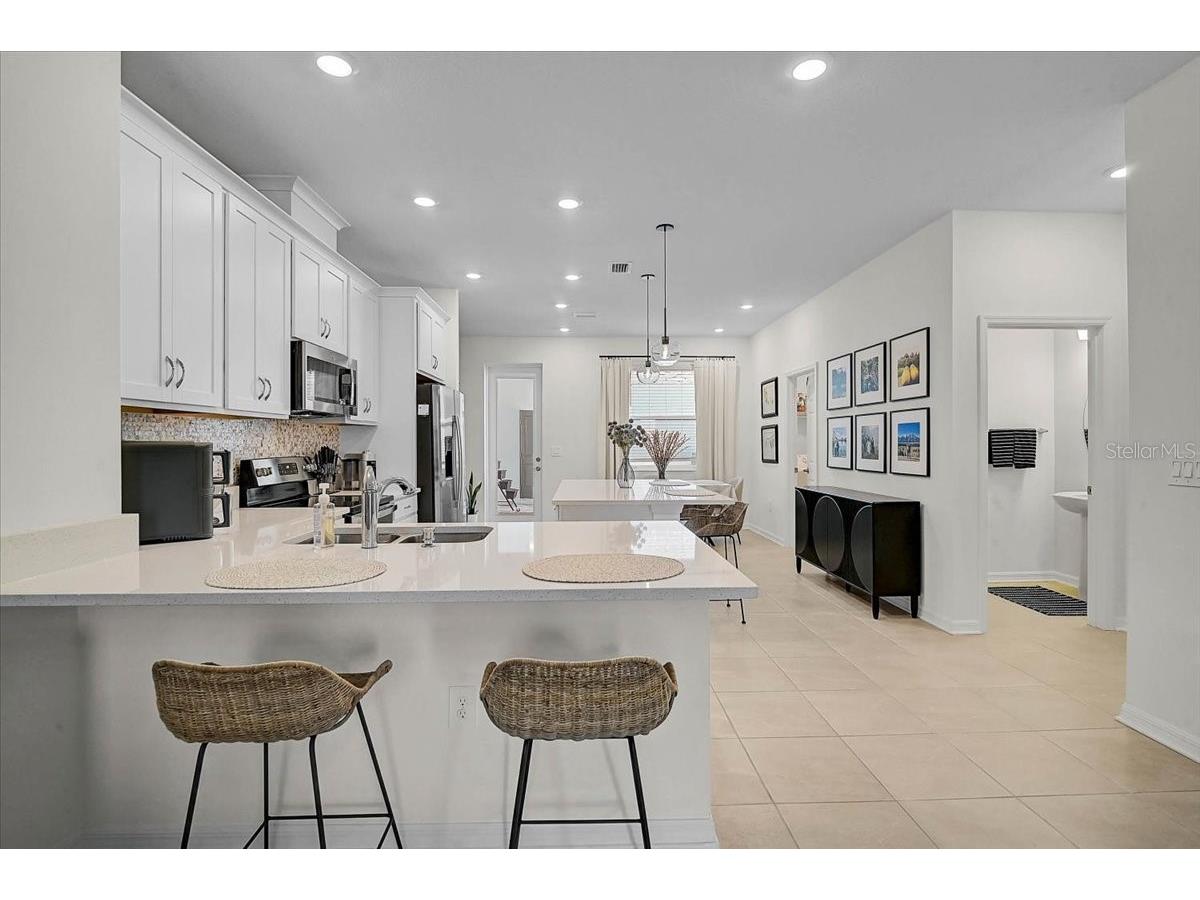 1756 Cleat Lane Sarasota FL 34240 A4694470 image8