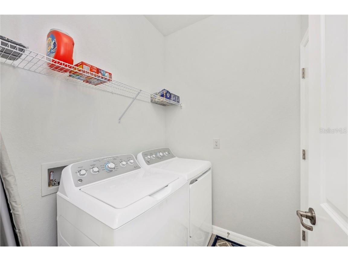 17560 Boracay Court #201 Venice FL 34293 N6140929 image33