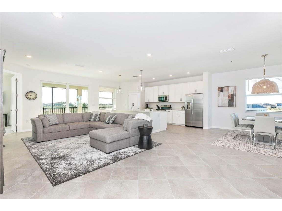 17560 Boracay Court #202 Venice FL 34293 N6137372 image8