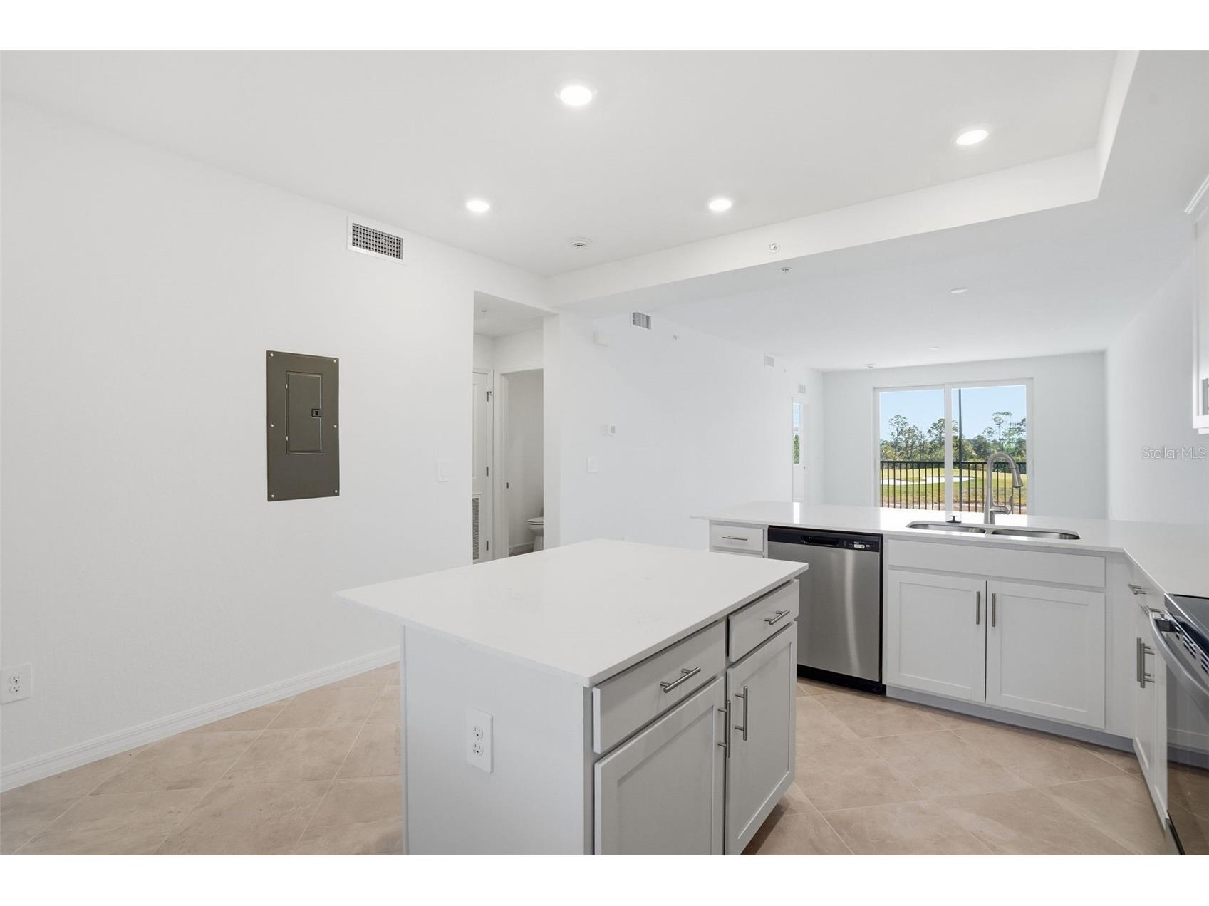 17560 Opal Sand Drive #105 Venice FL 34293 TB8495267 image7