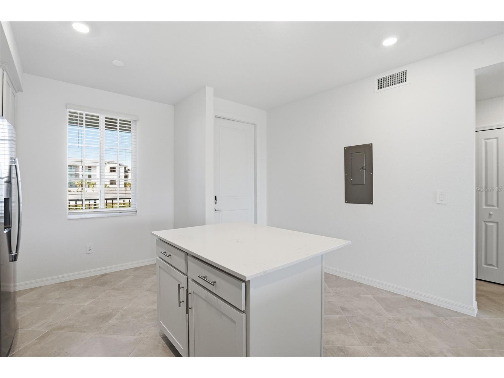 17560 Opal Sand Drive #105 Venice FL 34293 TB8495267 image8