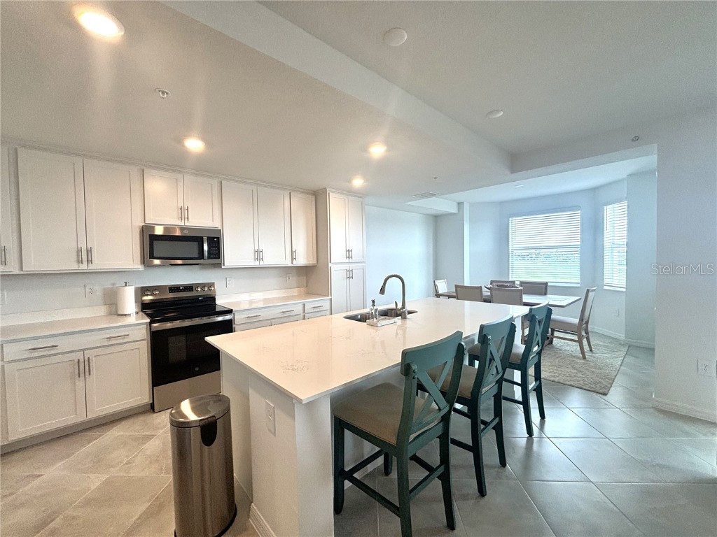 17560 Opal Sand Drive #207 Venice FL 34293 C7518943 image3