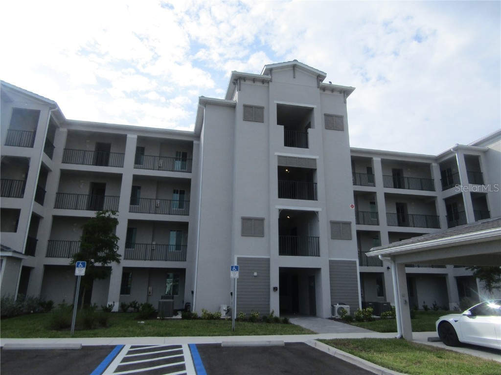 17565 Opal Sand Drive #405 Venice FL 34293 N6141023 image2