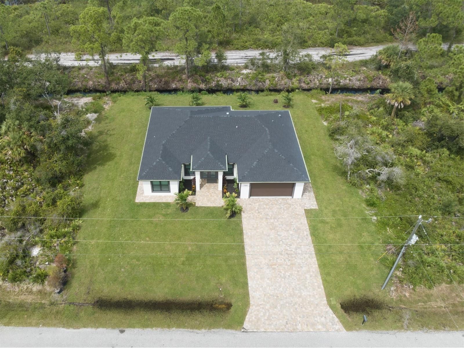 17566 De Miranda Avenue North Port FL 34287 N6133356 image32