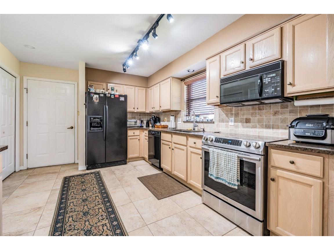 17569 Fairmeadow Drive Tampa FL 33647 TB8444237 image7