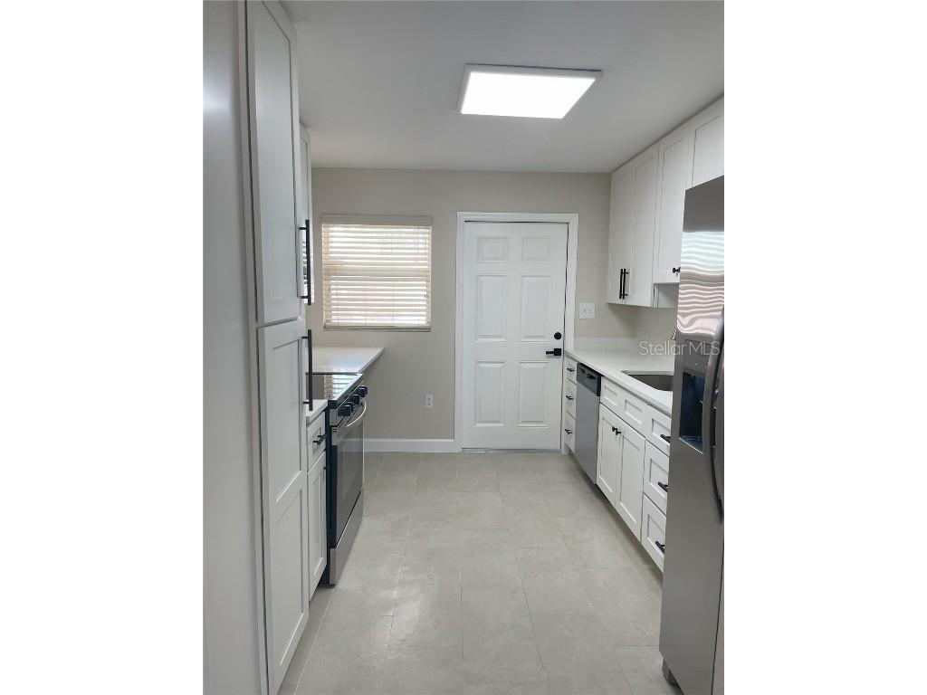 1757 Hillview Street #5 Sarasota FL 34239 A4671519 image5