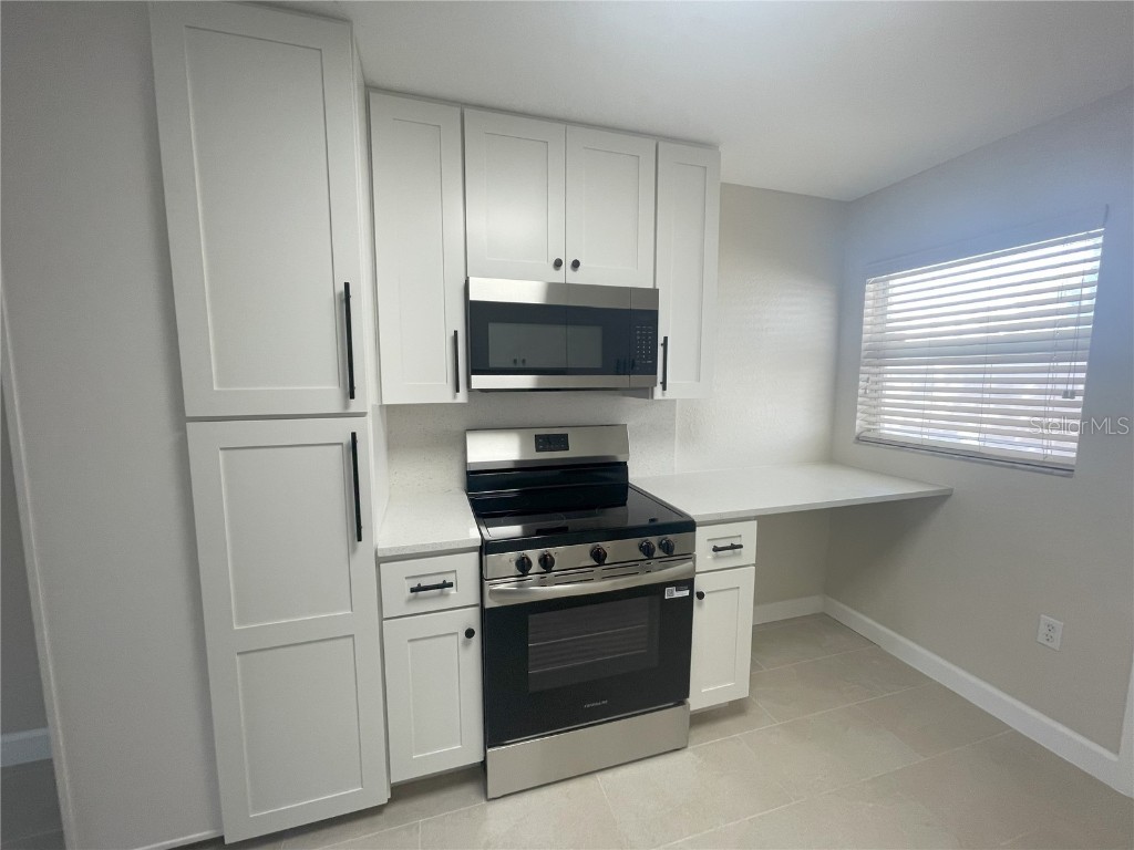 1757 Hillview Street #5 Sarasota FL 34239 A4671519 image7