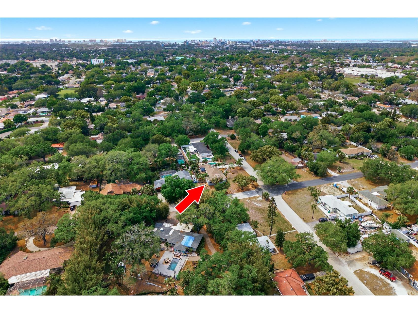 1757 Magnolia Drive Clearwater FL 33756 TB8489811 image2