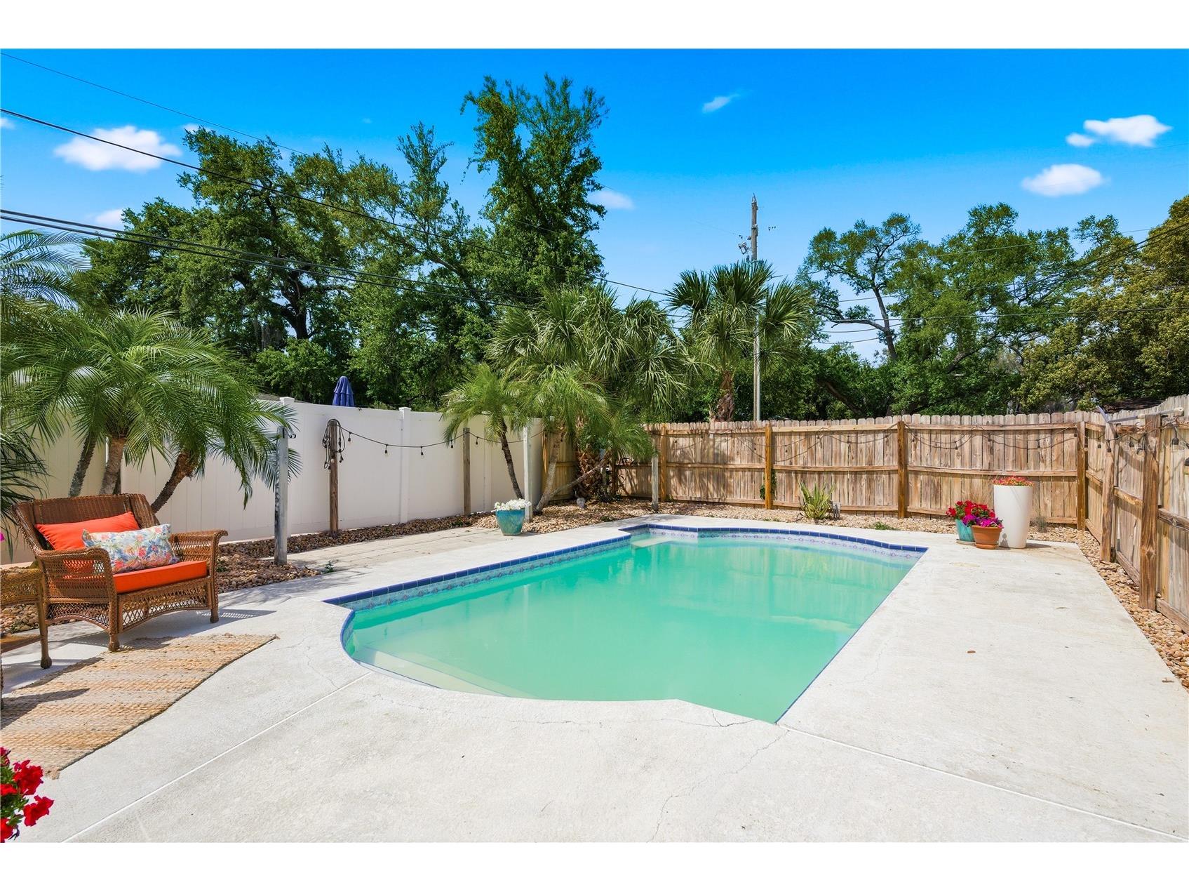 1757 Magnolia Drive Clearwater FL 33756 TB8489811 image9