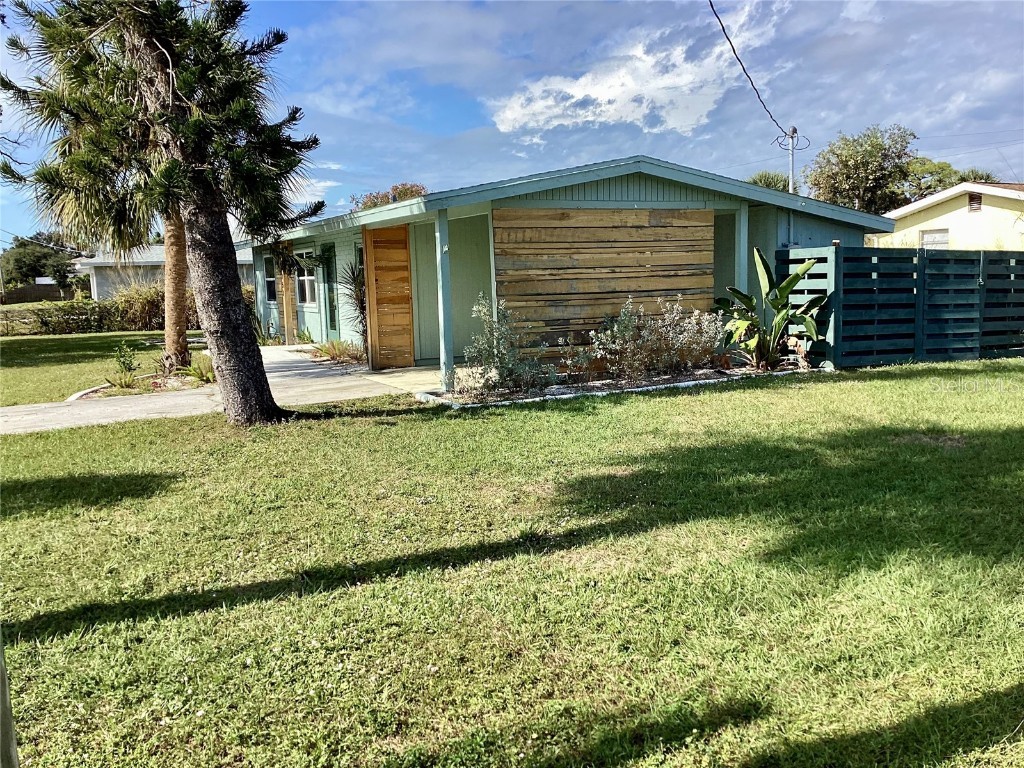 1757 Mova Street Sarasota FL 34231 A4674465 image14