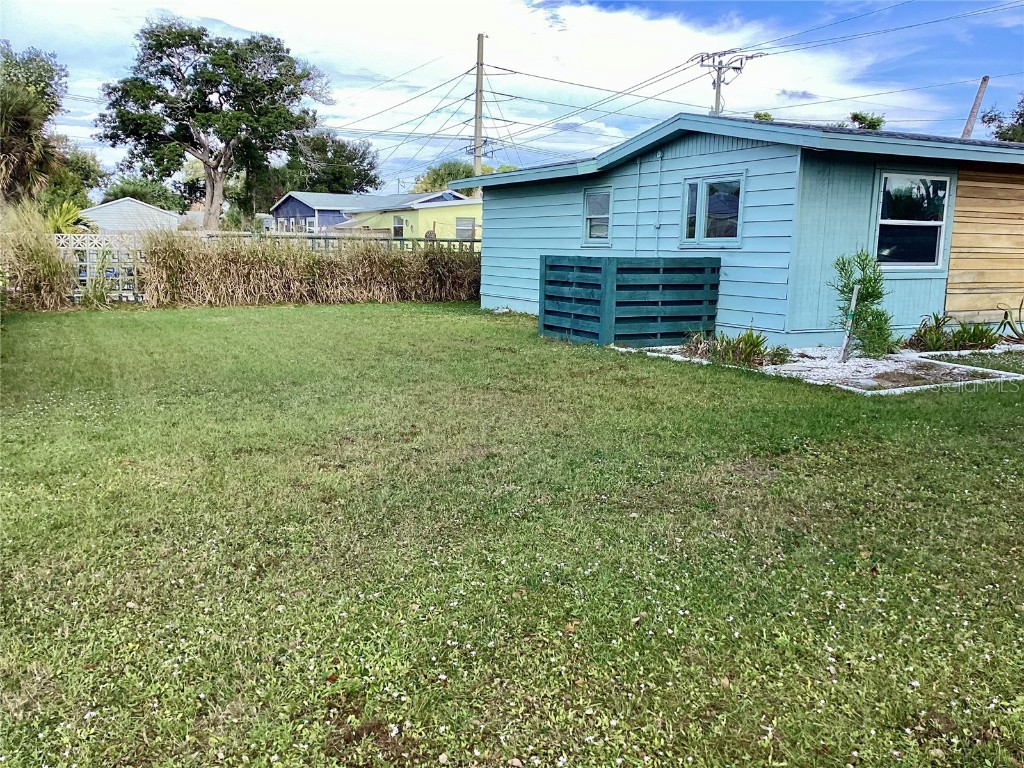 1757 Mova Street Sarasota FL 34231 A4674465 image15