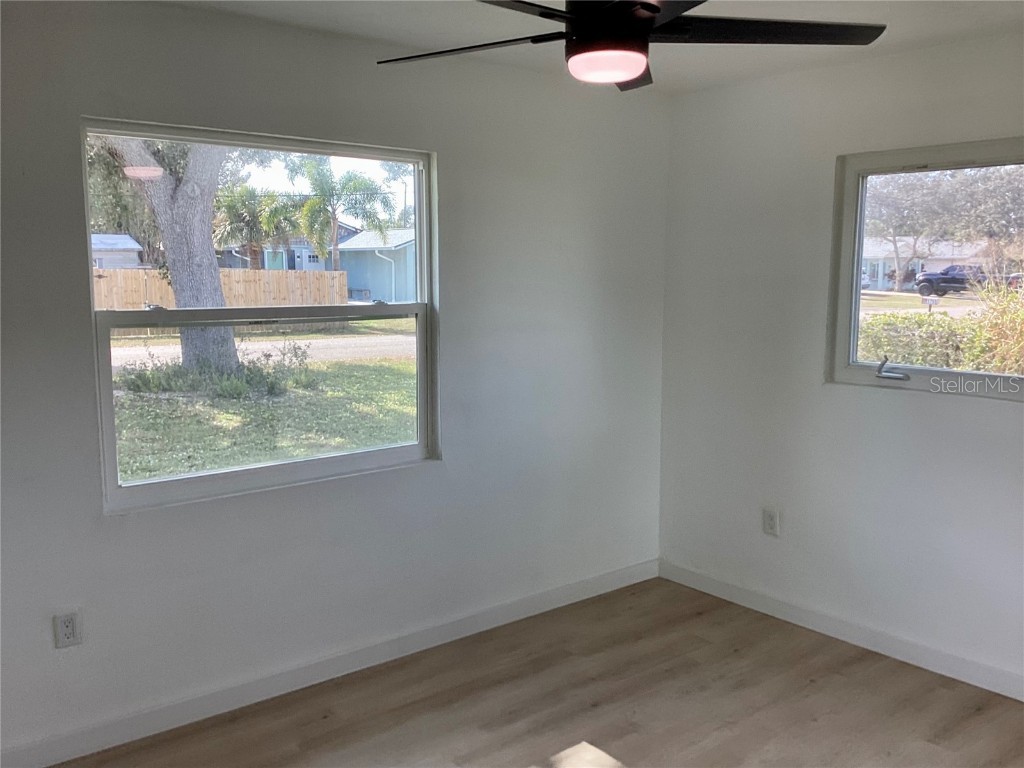 1757 Mova Street Sarasota FL 34231 A4674465 image9