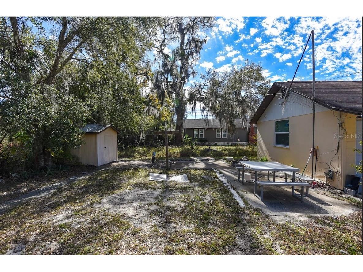 1757 N Woodland Boulevard Deland FL 32720 V4947084 image8