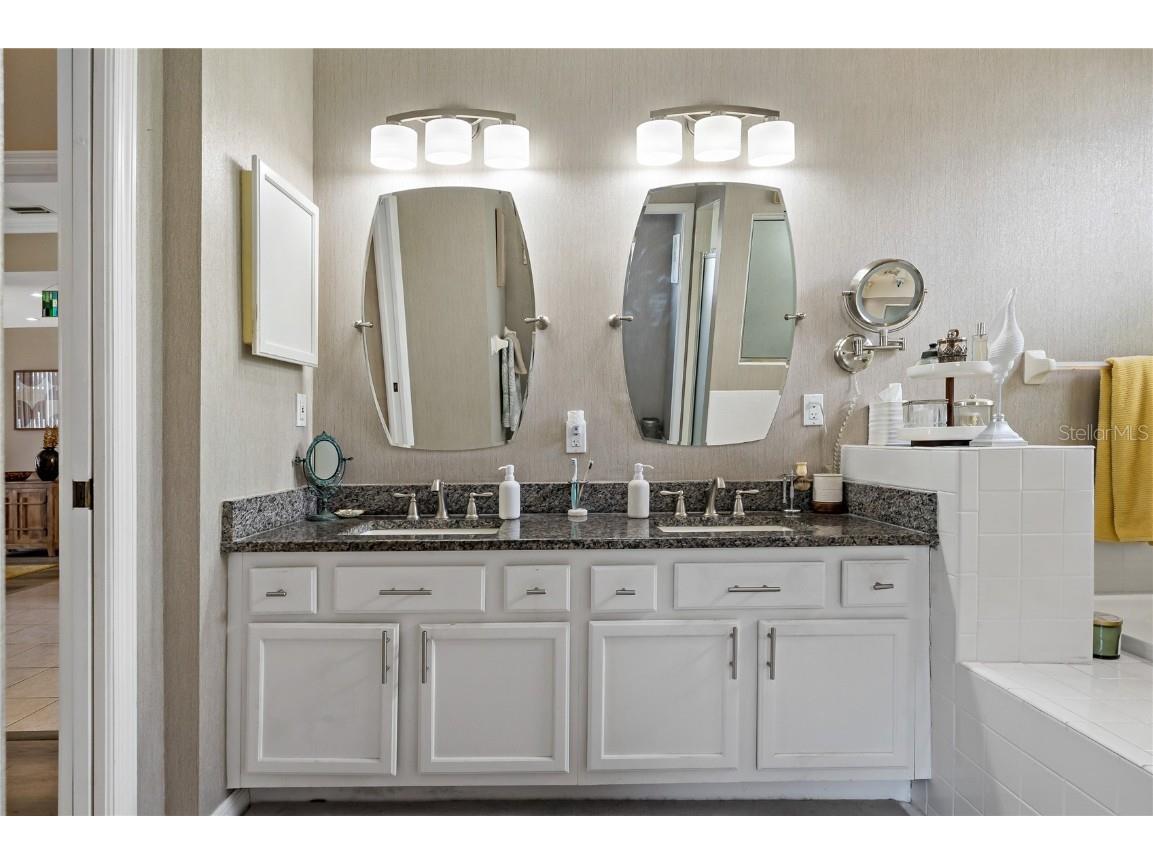 1757 Wood Bend Street Tarpon Springs FL 34689 TB8416535 image18