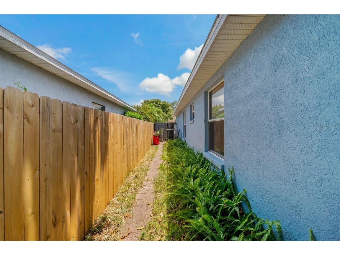 1757 Wood Bend Street Tarpon Springs FL 34689 TB8416535 image37