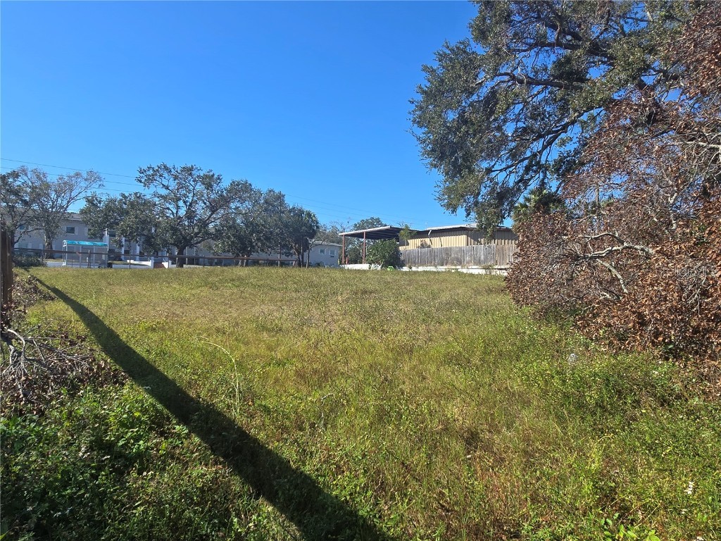 1758 Dr Martin Luther King Jr Street S Saint Petersburg FL 33705 TB8351035 image3