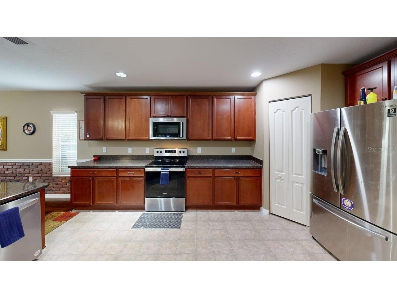 1758 Dunedin Drive Tavares FL 32778 O6367913 image4