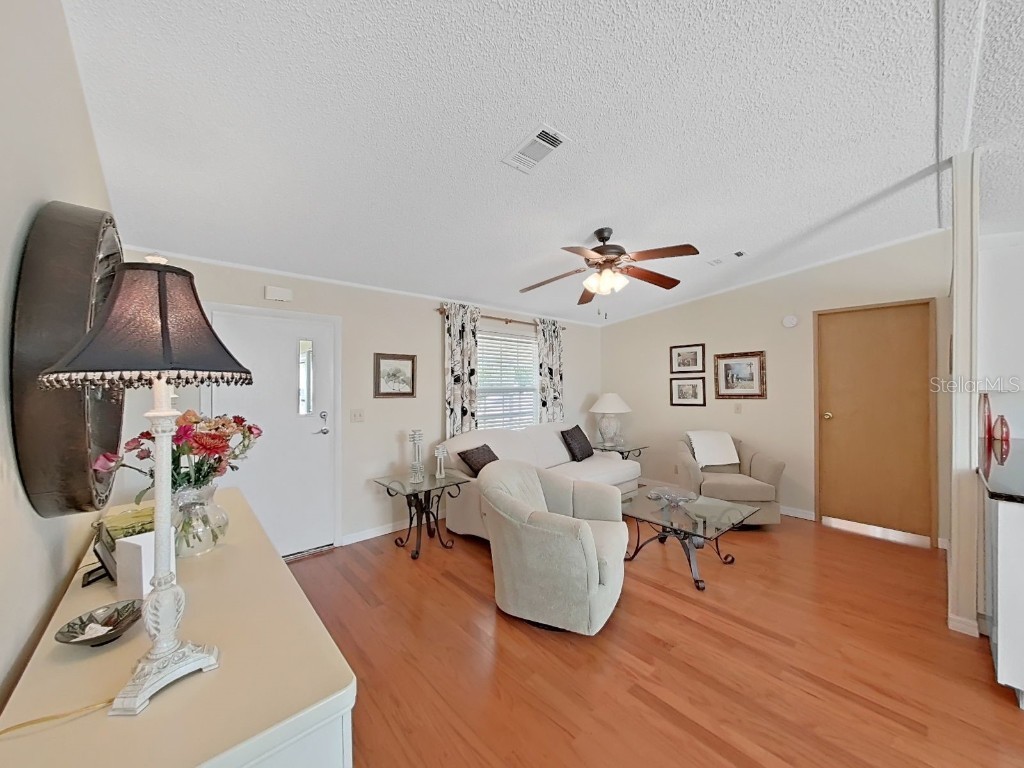 1758 Fox Hill Dr Lakeland FL 33810 P4937152 image12