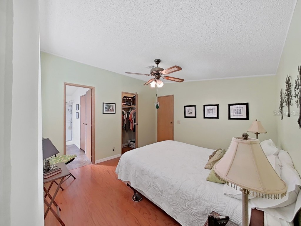 1758 Fox Hill Dr Lakeland FL 33810 P4937152 image24