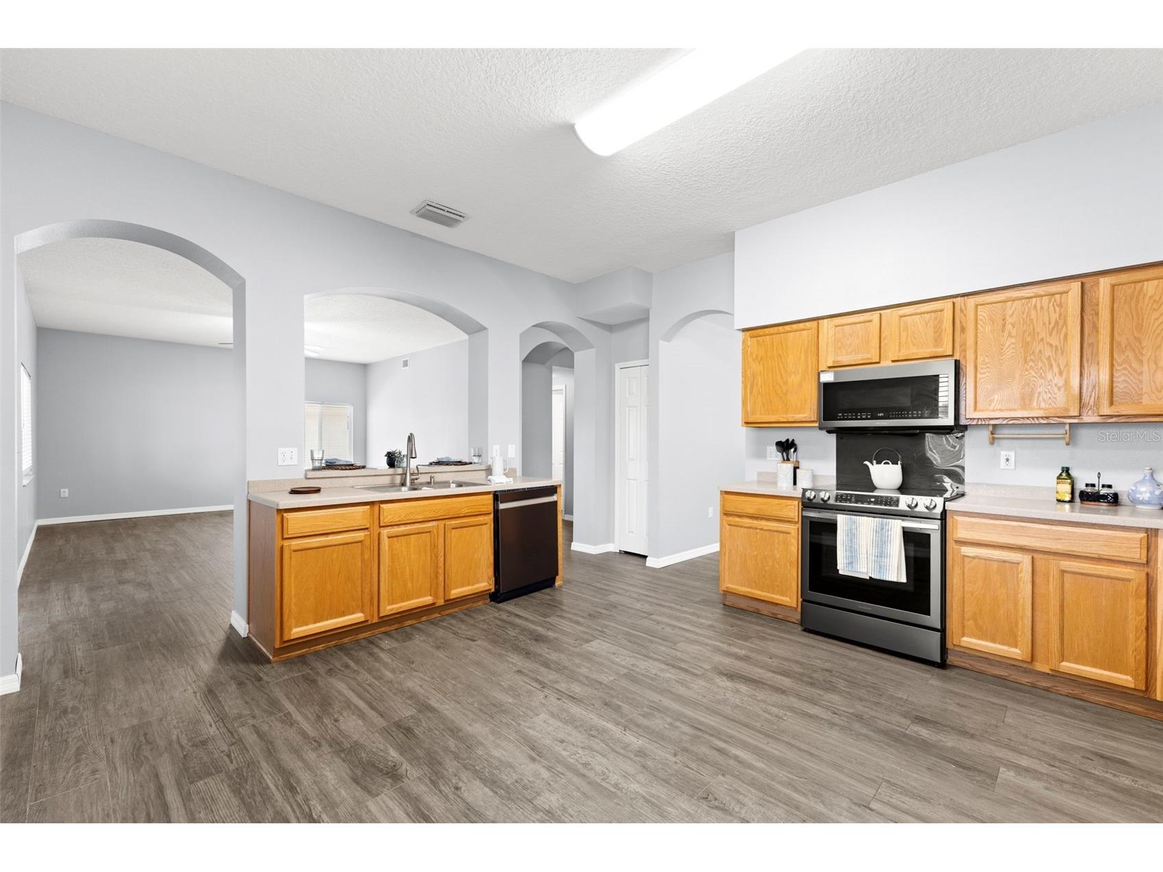 1758 Oak Pond Court Oldsmar FL 34677 TB8507682 image12