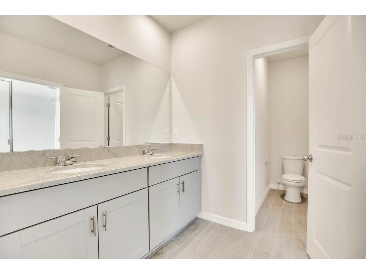 1758 Woodleaf Hammock Court Bradenton FL 34211 TB8509247 image12
