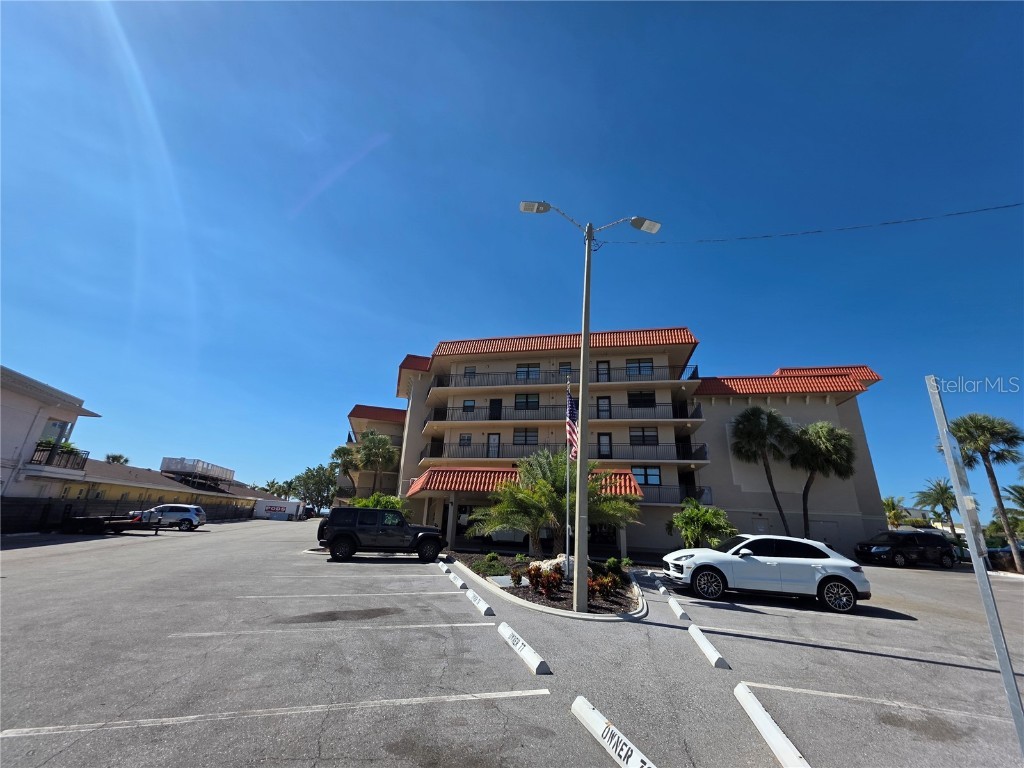17580 Gulf Boulevard #311 Redington Shores FL 33708 - GULF TB8446375 image32