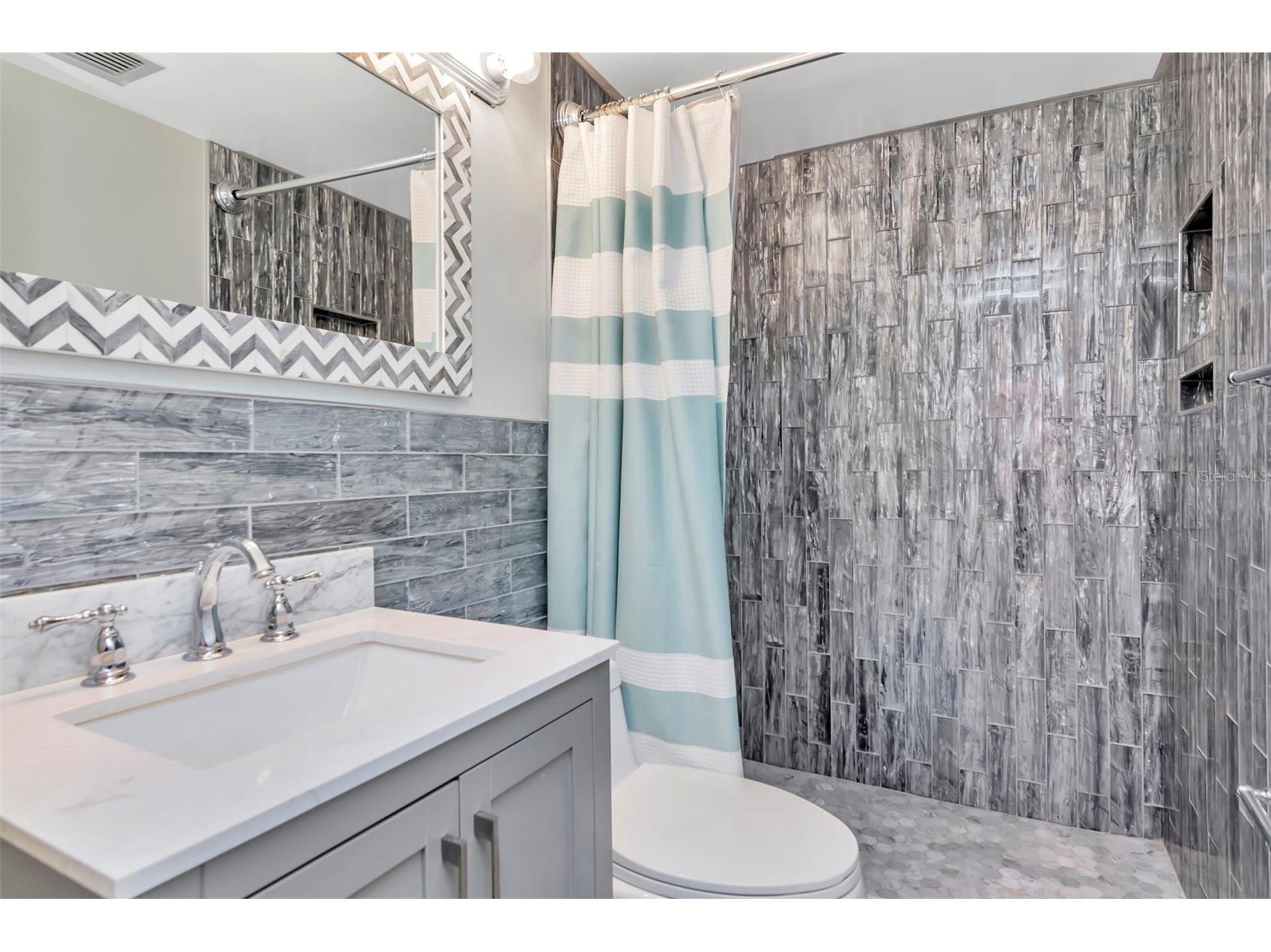17580 Gulf Boulevard #403 Redington Shores FL 33708 TB8459166 image18