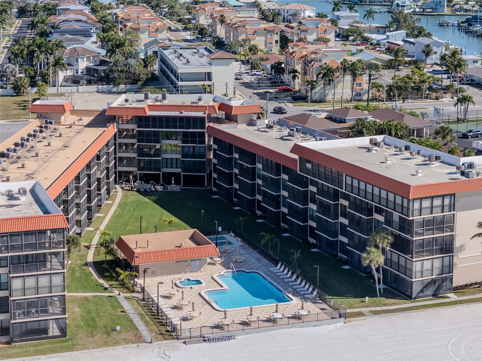 17580 Gulf Boulevard #403 Redington Shores FL 33708 TB8515804 image1