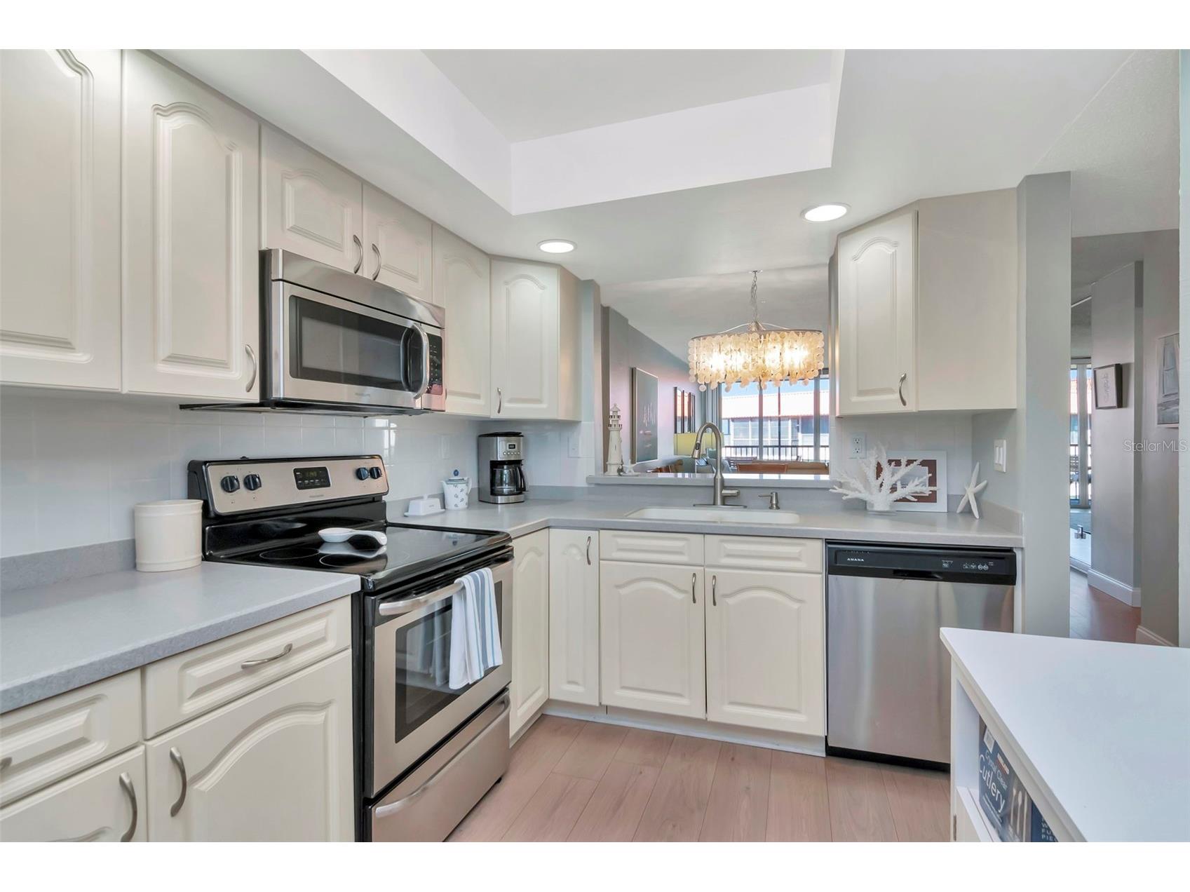 17580 Gulf Boulevard #403 Redington Shores FL 33708 TB8515804 image10