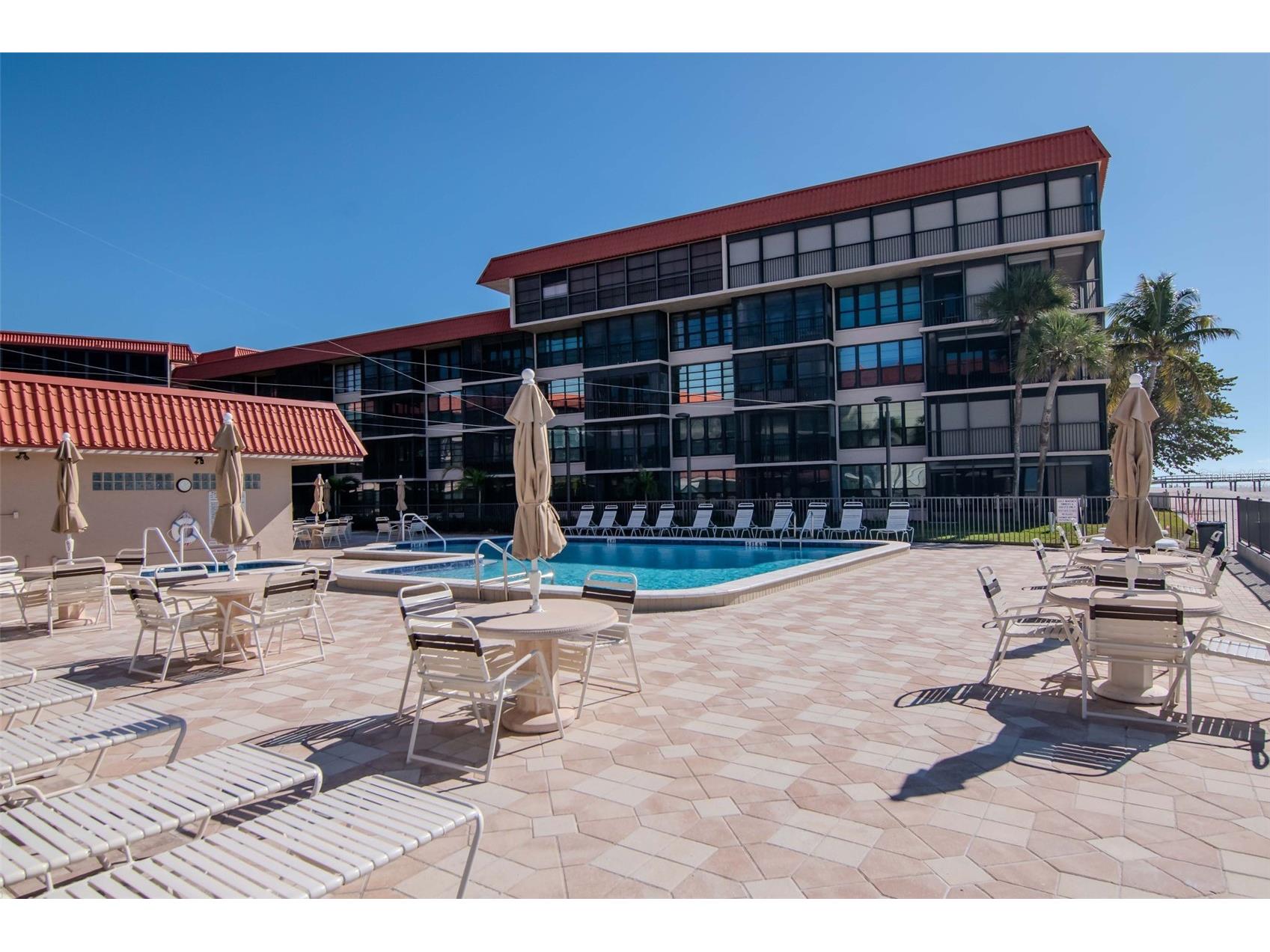 17580 Gulf Boulevard #403 Redington Shores FL 33708 TB8515804 image30