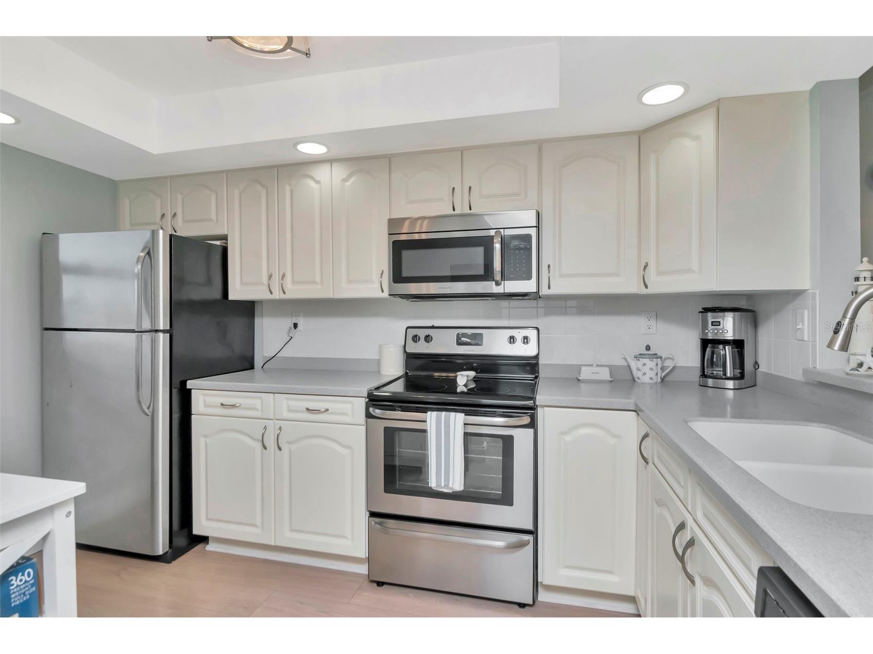 17580 Gulf Boulevard #403 Redington Shores FL 33708 TB8515804 image8