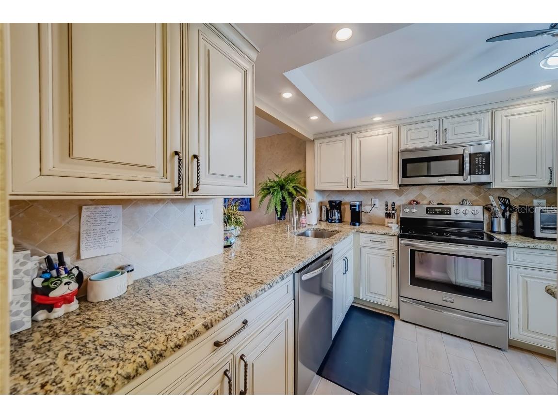 17580 Gulf Boulevard #412 Redington Shores FL 33708 U8246957 image19