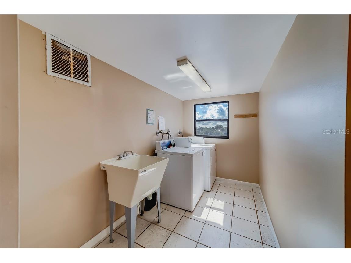 17580 Gulf Boulevard #412 Redington Shores FL 33708 U8246957 image40