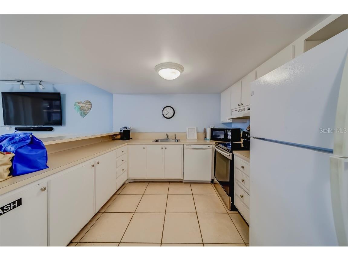 17580 Gulf Boulevard #412 Redington Shores FL 33708 U8246957 image46