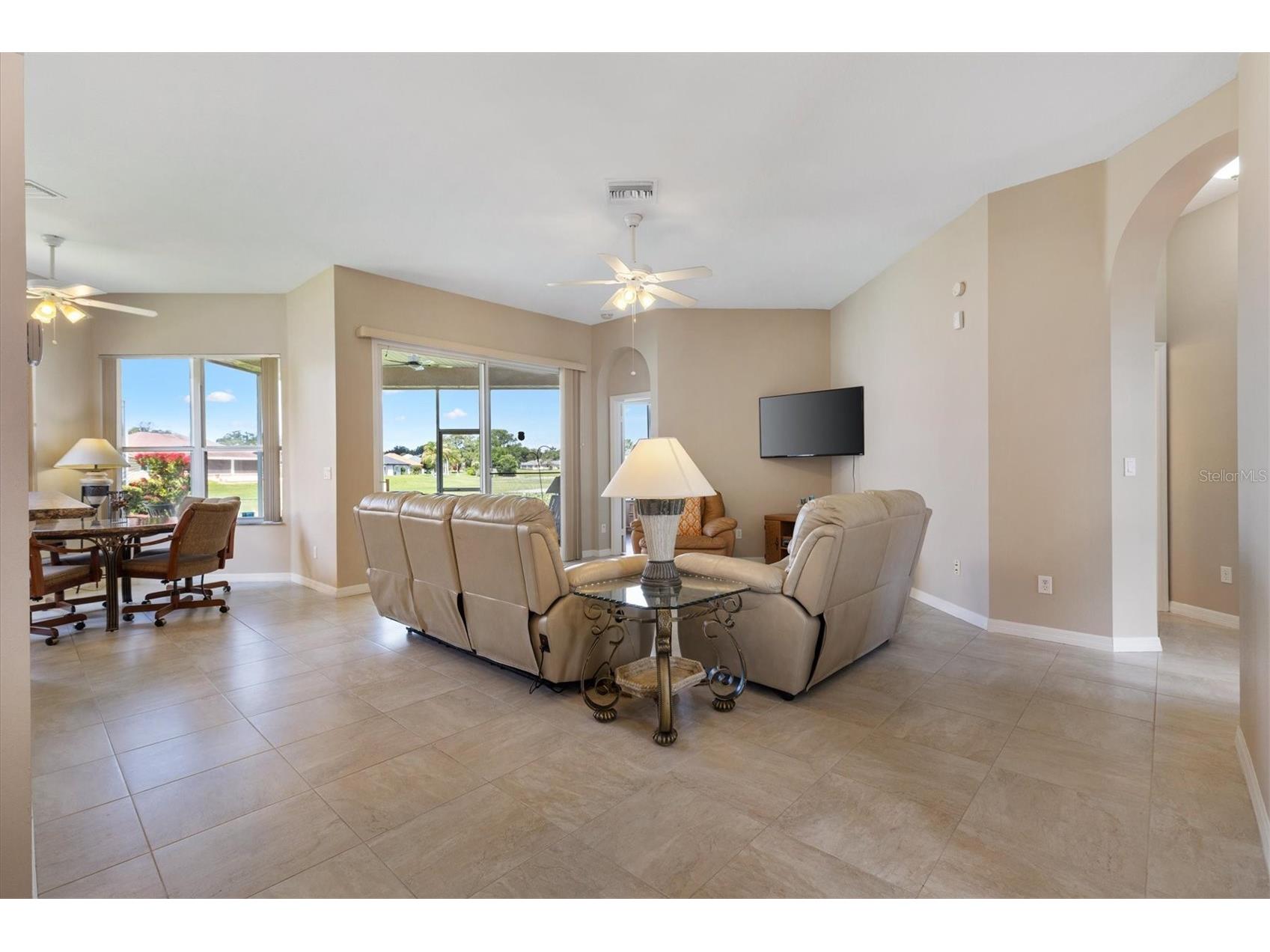 17584 SE 119th Circle Summerfield FL 34491 - STONECREST INTERIOR LAKE OM719422 image5
