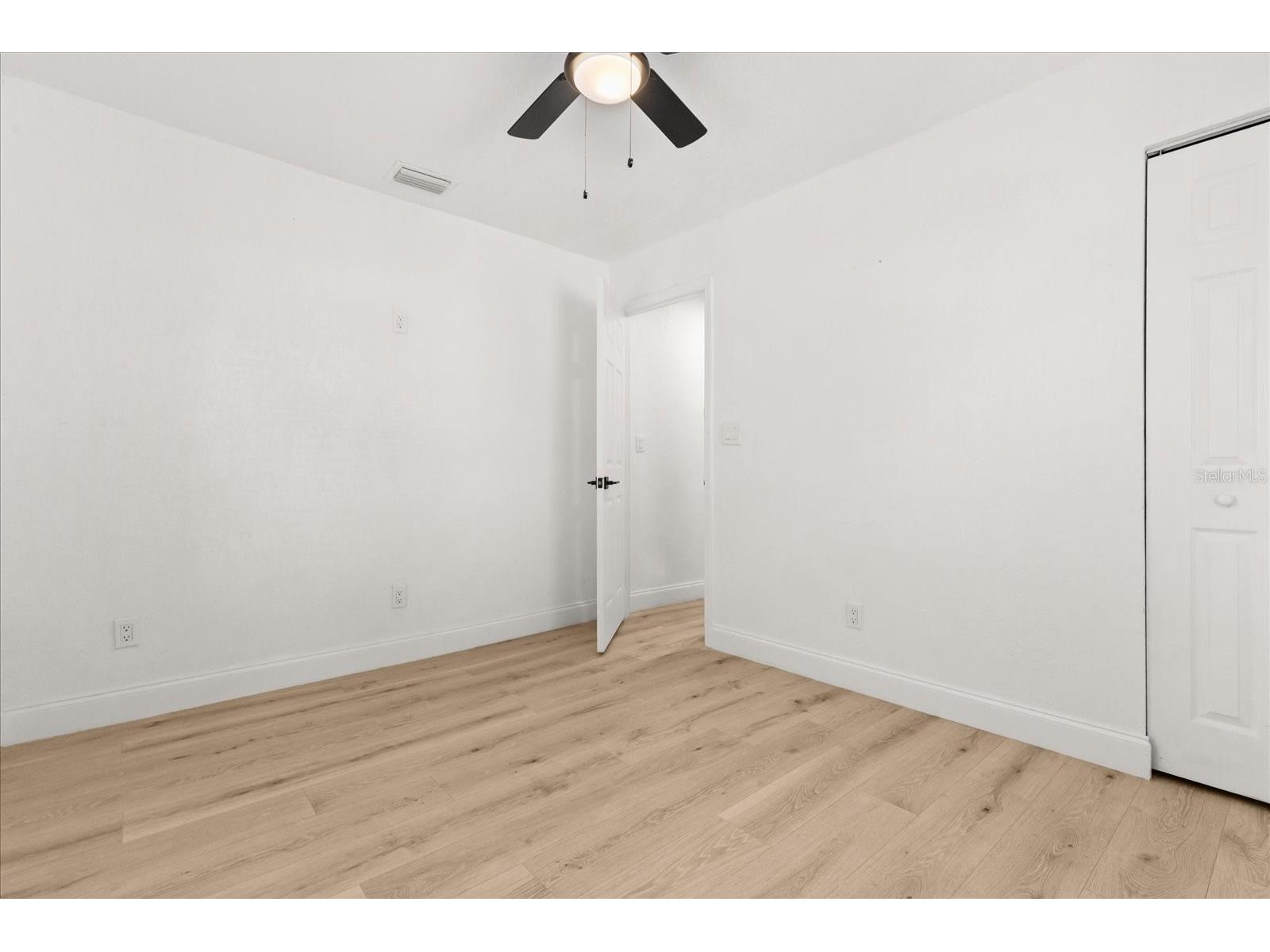 1759 43rd Street S Saint Petersburg FL 33711 O6384188 image14