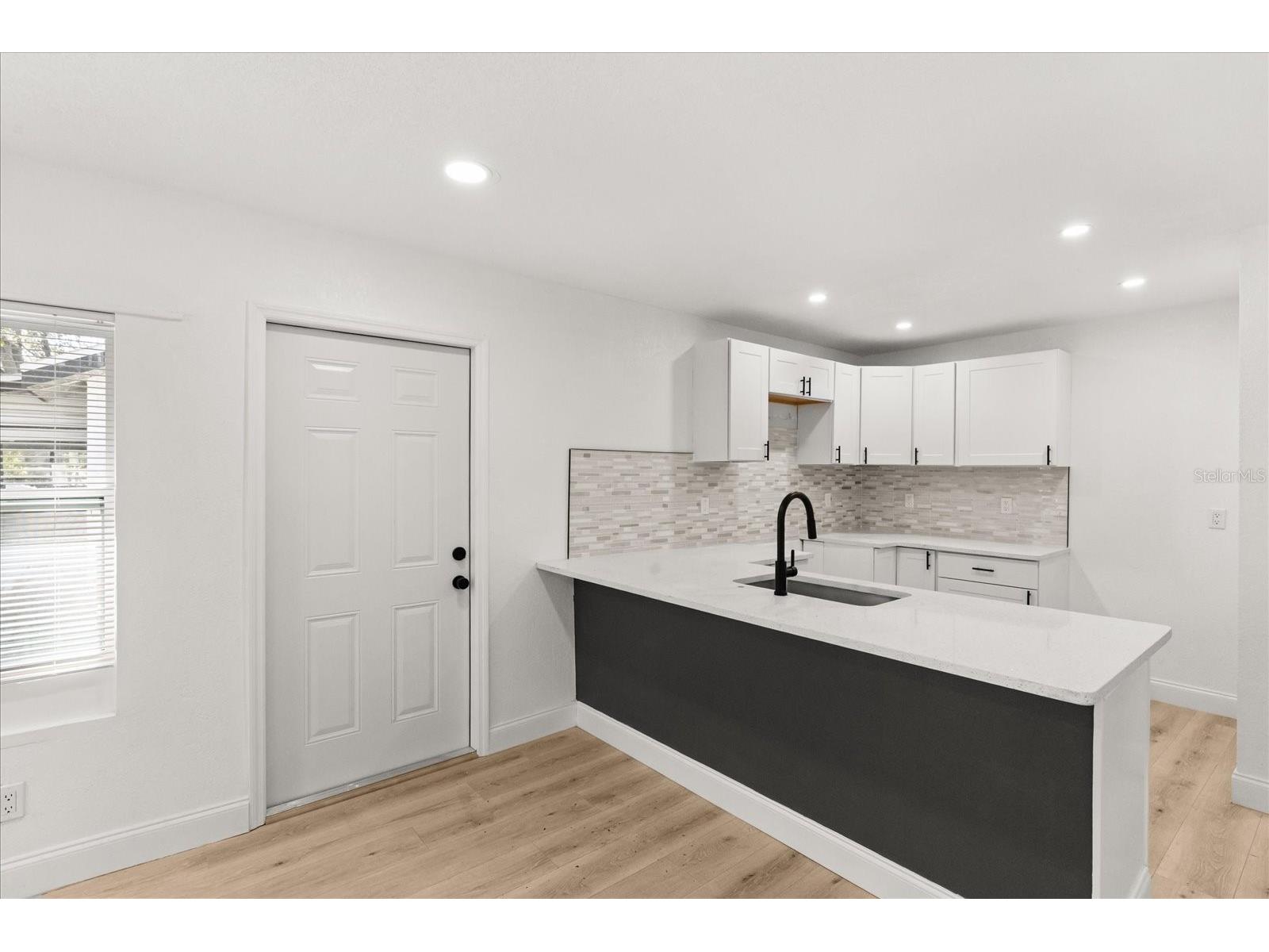 1759 43rd Street S Saint Petersburg FL 33711 O6384188 image5