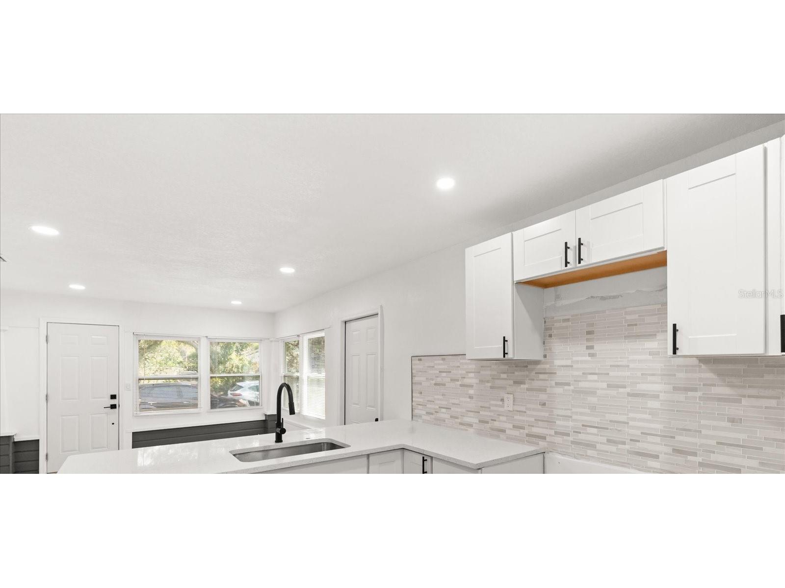 1759 43rd Street S Saint Petersburg FL 33711 O6384188 image7