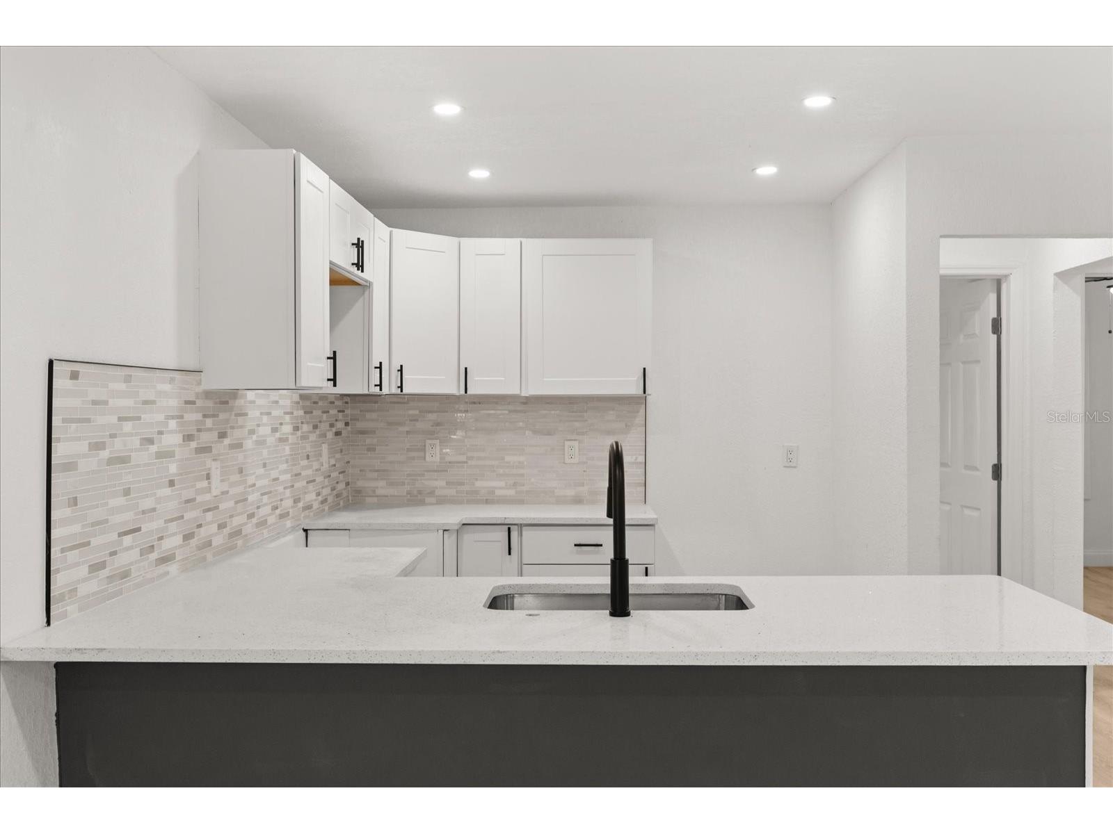 1759 43rd Street S Saint Petersburg FL 33711 O6384188 image9