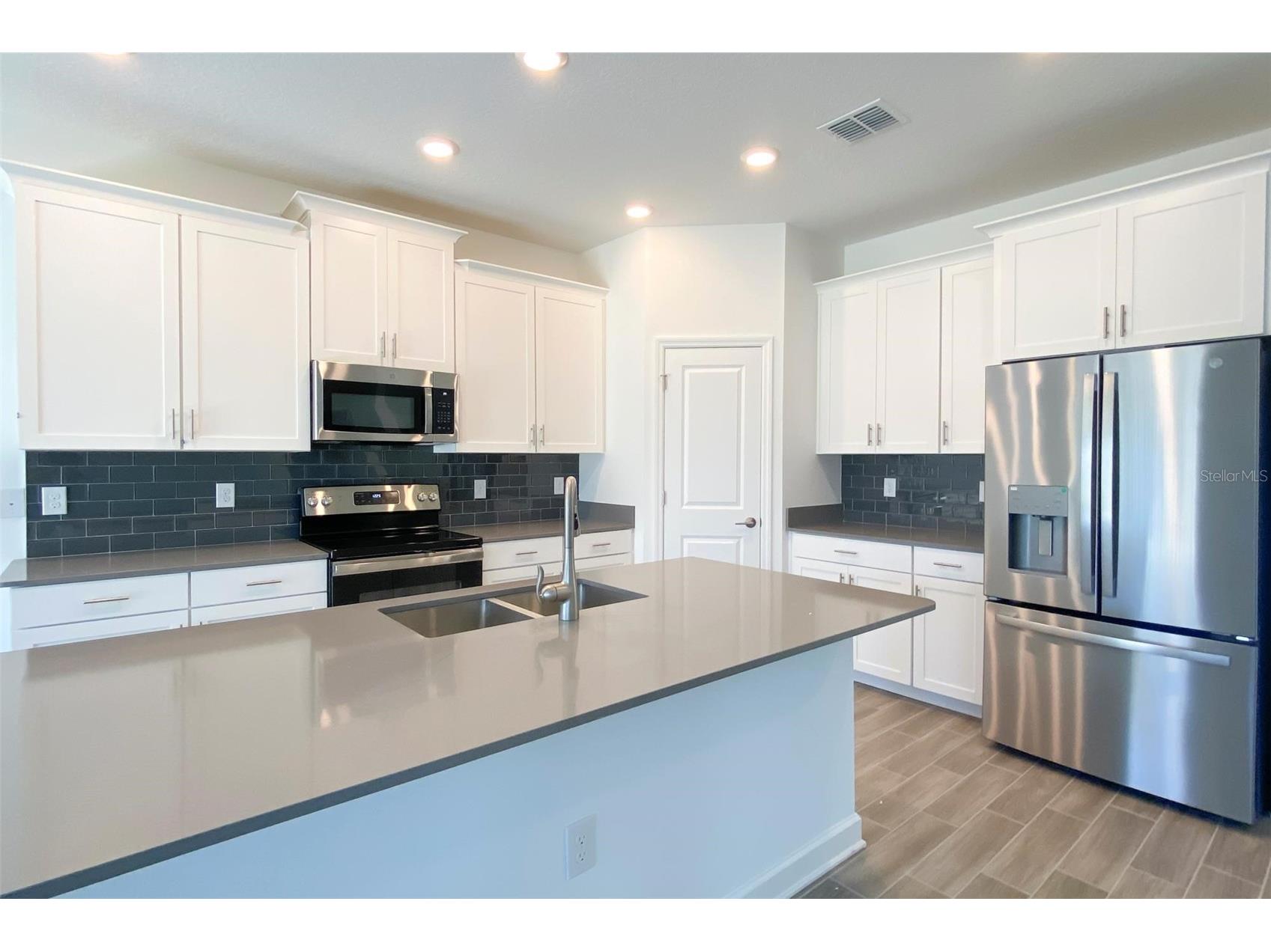 1759 Can Do Way Kissimmee FL 34744 O6376908 image6