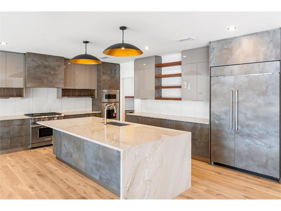 1759 Waldemere Street Sarasota FL 34239 A4666725 image13