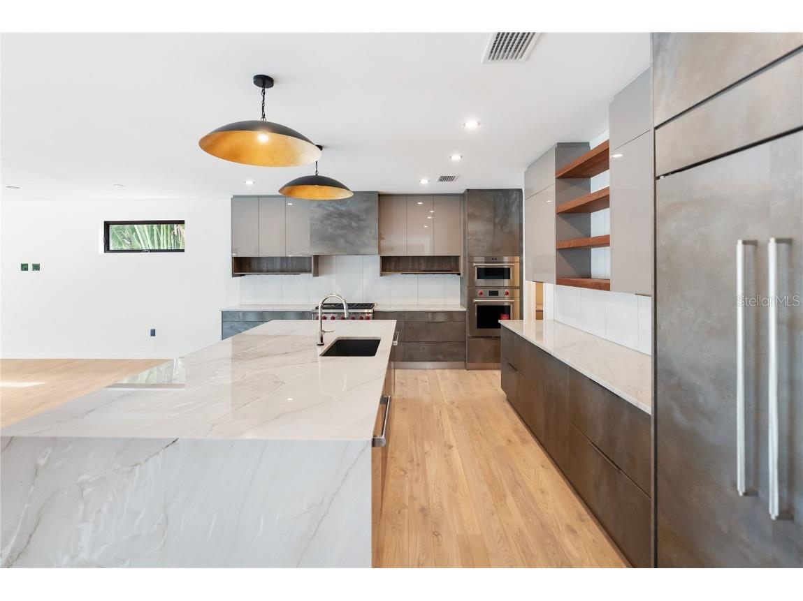 1759 Waldemere Street Sarasota FL 34239 A4666725 image14