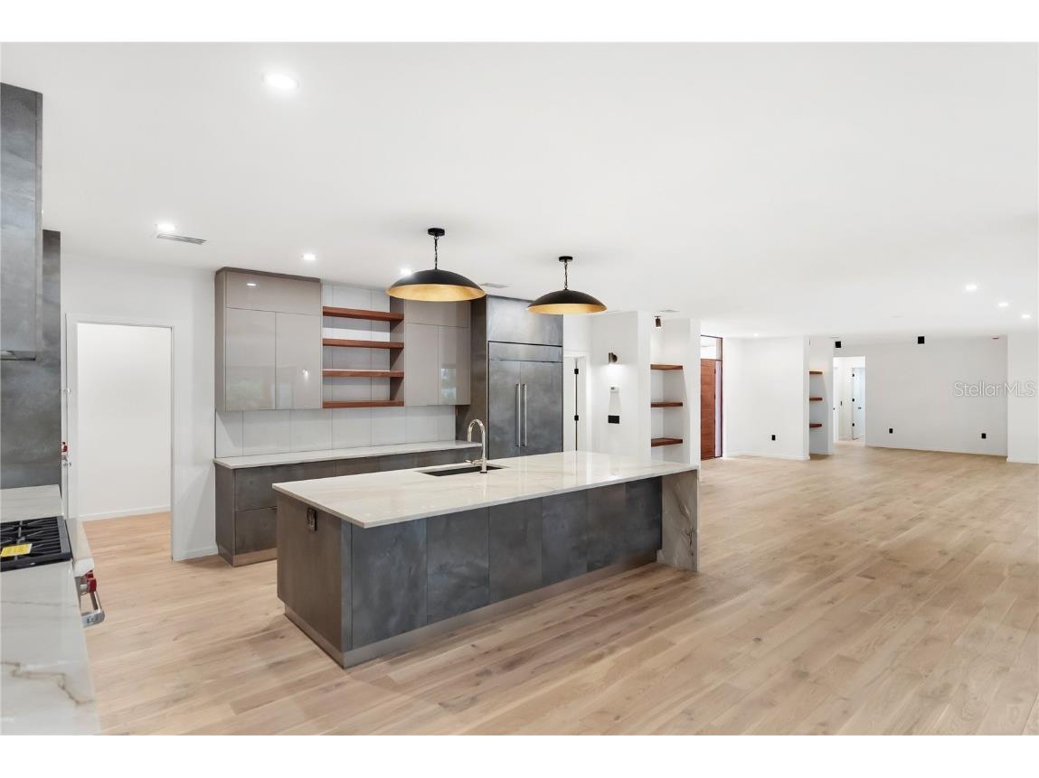 1759 Waldemere Street Sarasota FL 34239 A4666725 image19