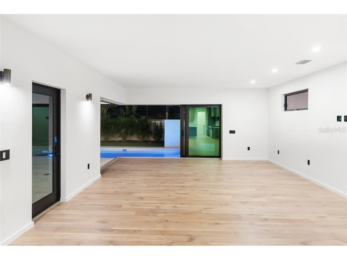 1759 Waldemere Street Sarasota FL 34239 A4666725 image26