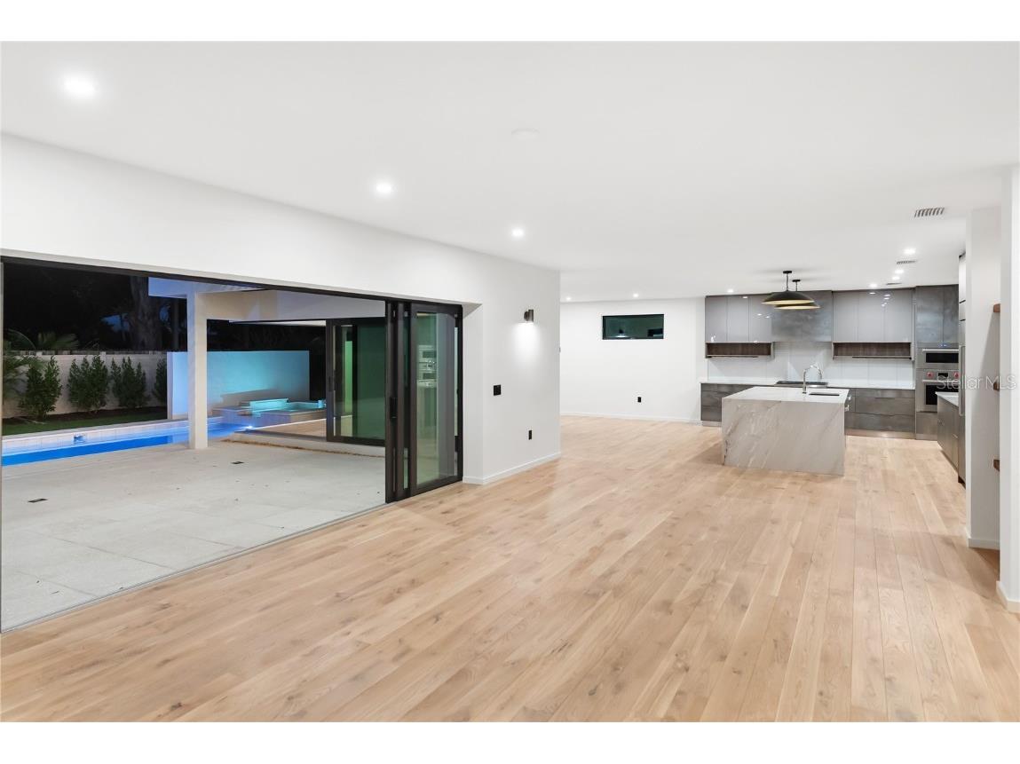 1759 Waldemere Street Sarasota FL 34239 A4666725 image27