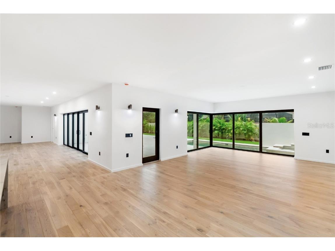 1759 Waldemere Street Sarasota FL 34239 A4666725 image28