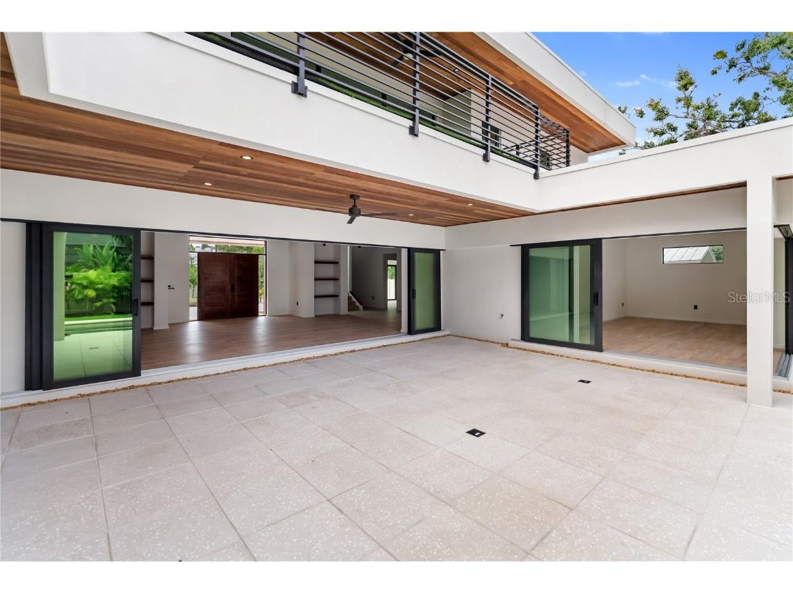 1759 Waldemere Street Sarasota FL 34239 A4666725 image32