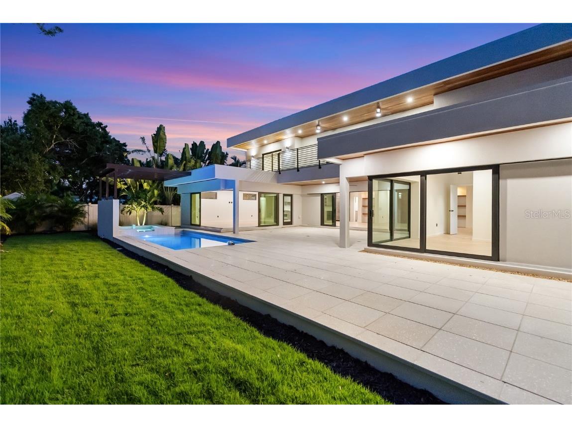 1759 Waldemere Street Sarasota FL 34239 A4666725 image36