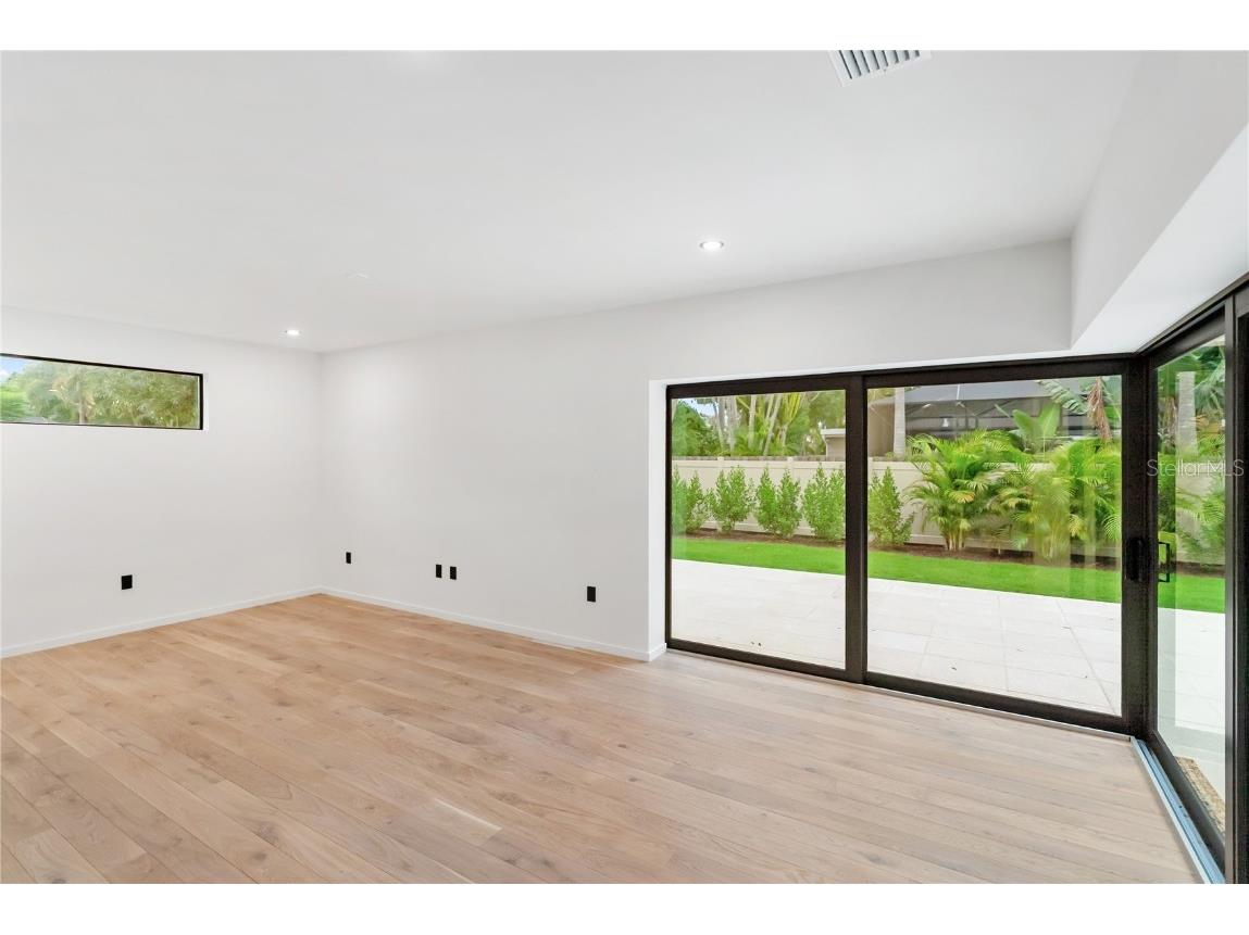 1759 Waldemere Street Sarasota FL 34239 A4666725 image39