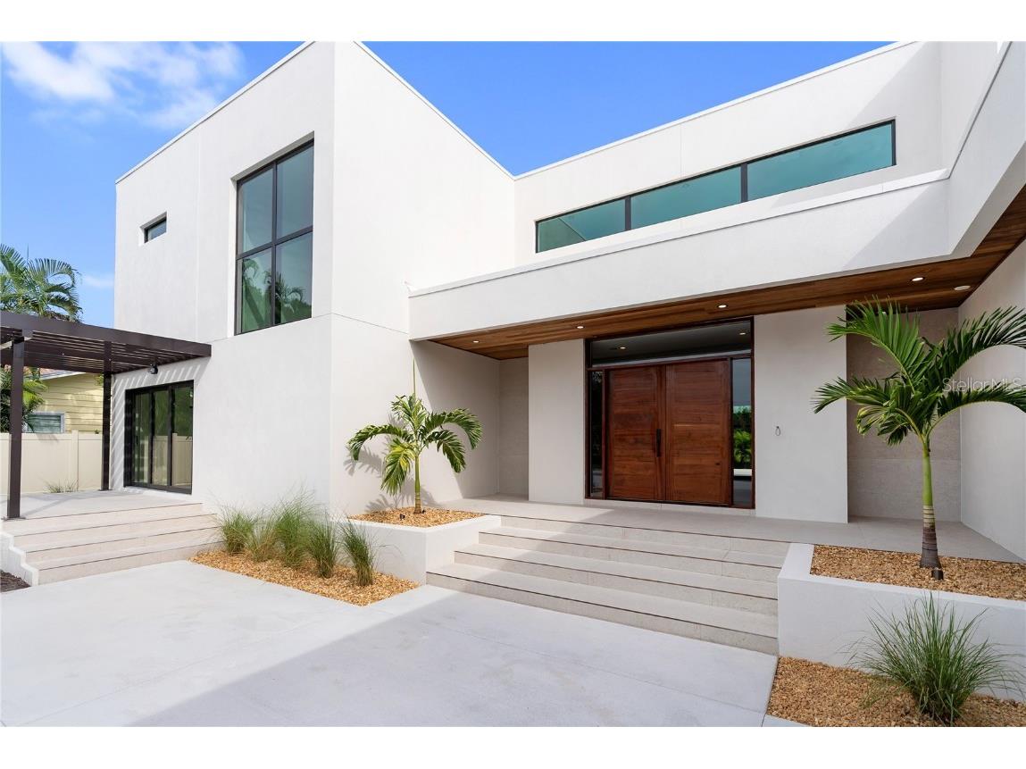 1759 Waldemere Street Sarasota FL 34239 A4666725 image5